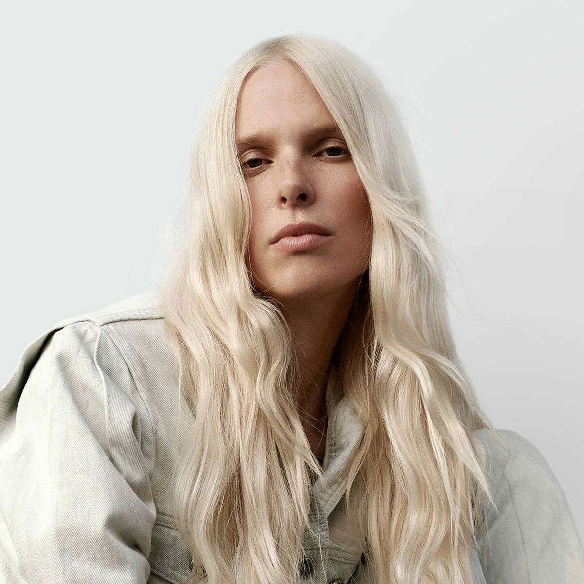 V4H5443CB3EE7CBBF34F58928240C05394BR4935140P3