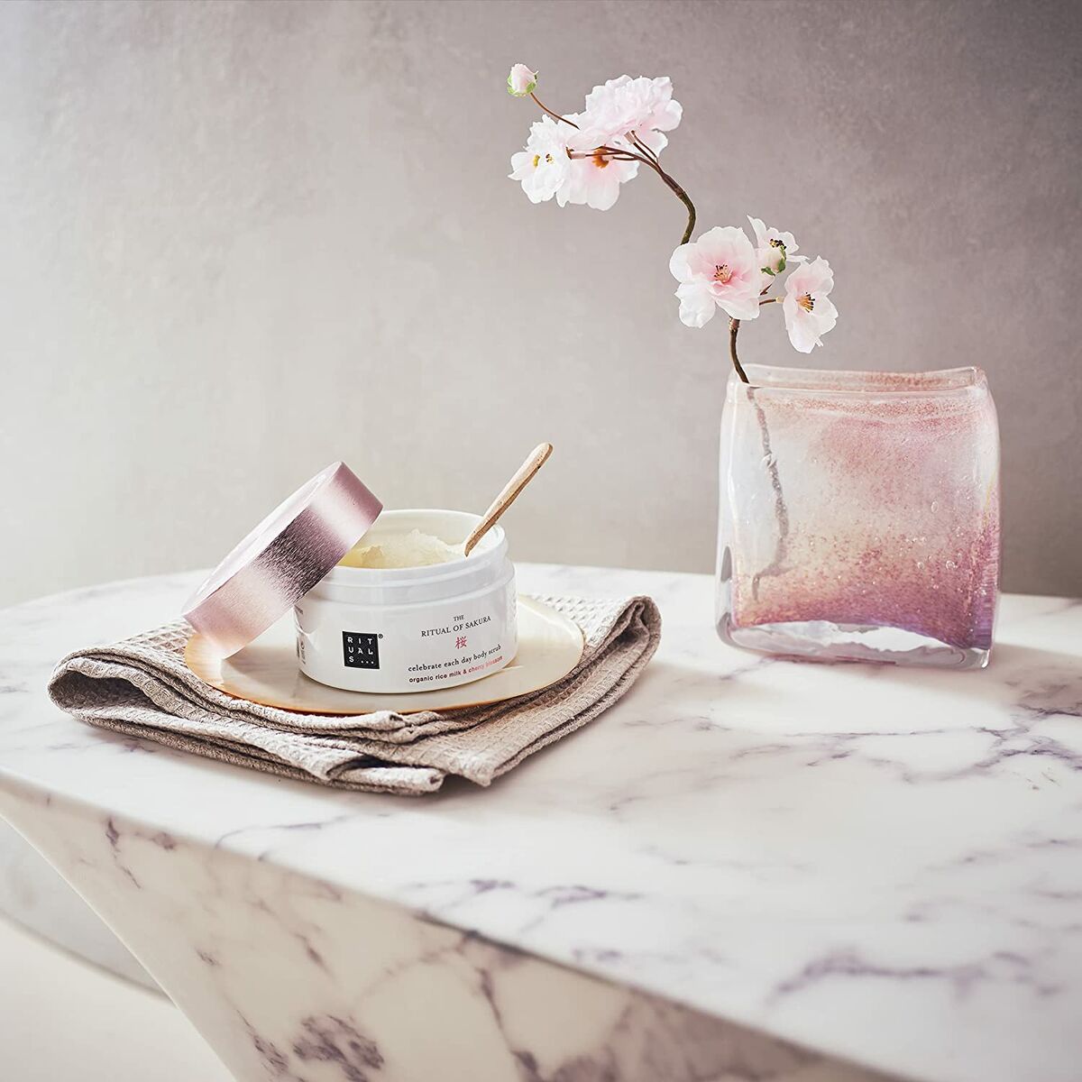 V4HBD7695550155E81AE04116DB7BAEEEE8R5528810P2