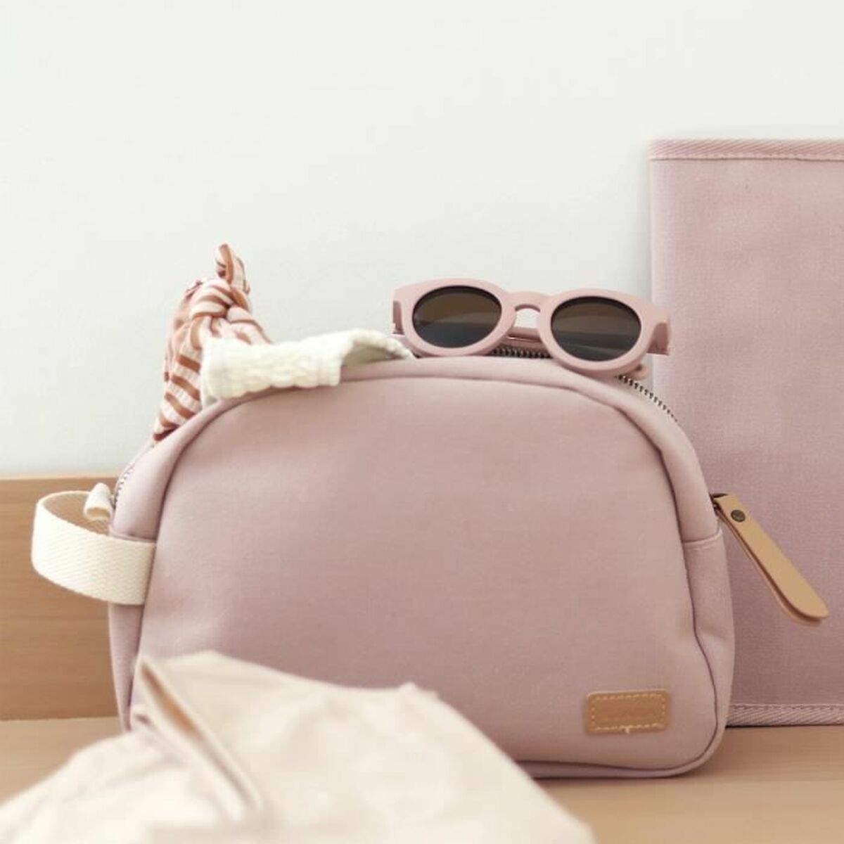 V3HE7EC35CEF4B9265923C8A48CE9944616R5774652P5