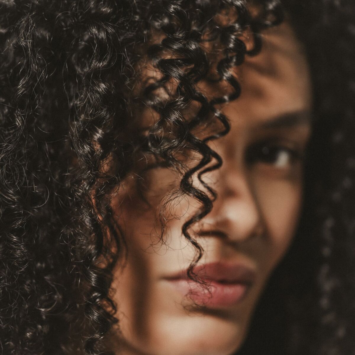 V2HECC33095A633254BAF1D87631814EBB8R7153223P4